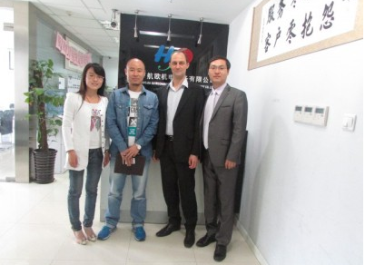 2014年10月14日，法國PRECIA MOLEN工廠負責人再次蒞臨我司，對后續如何更好的合作做了深入洽談，并給予我司技術上的指導與支持，雙方就后期友好合作達成共識